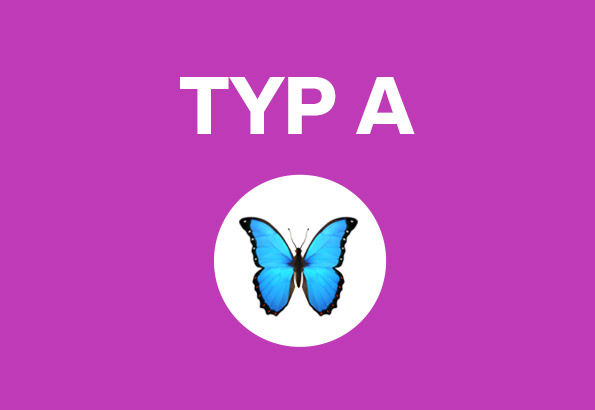 Bild: TYP A und blauer Schmetterling Icon auf pinkem Hintergrund